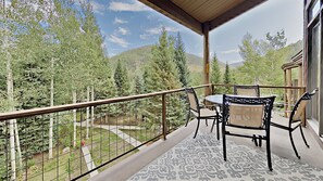 Condo, varias camas, vista a la montaña (Lodgepole 2011) | Vista desde la habitación