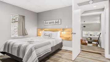 1 bedroom, desk, travel crib, free WiFi