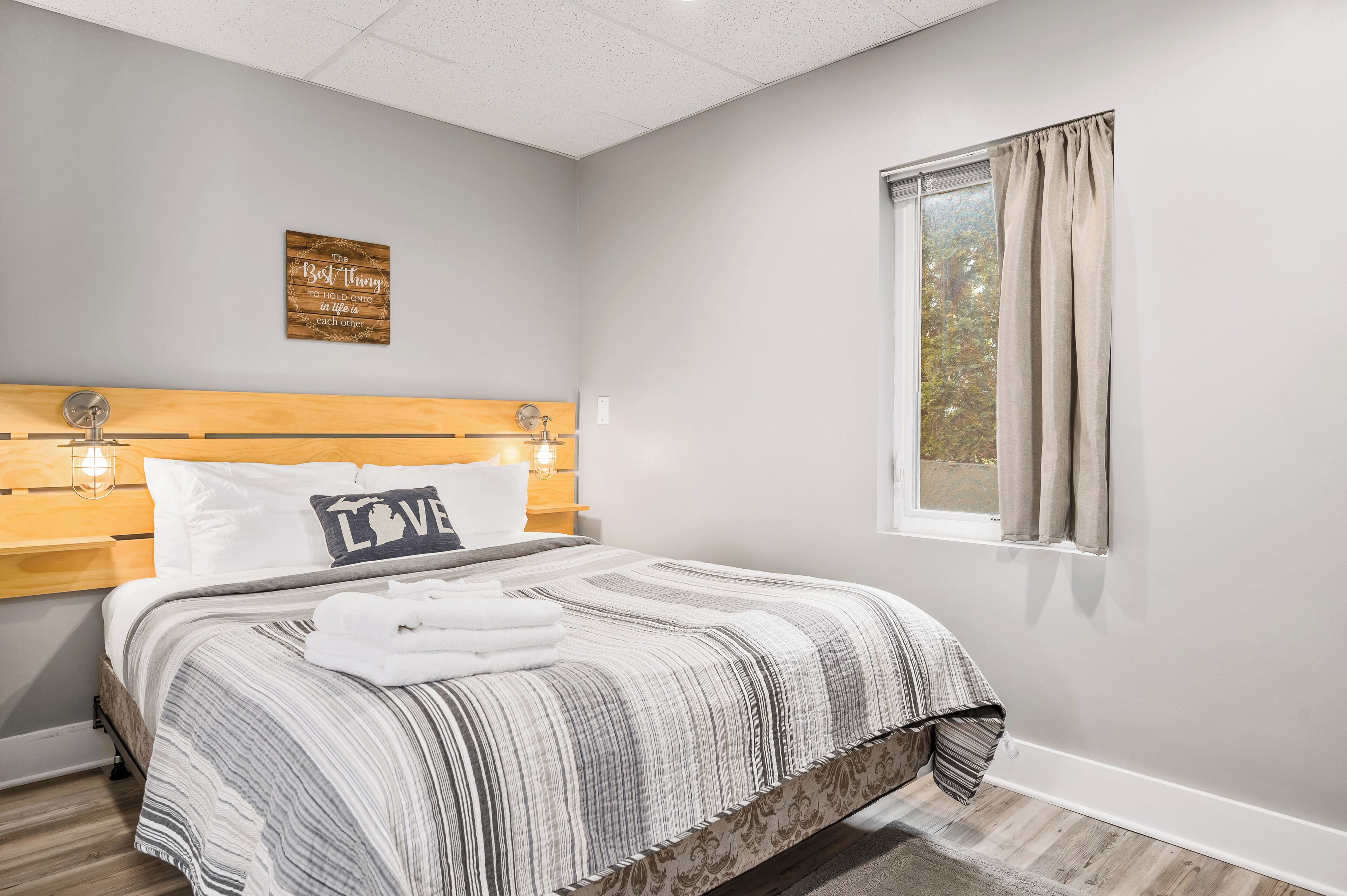 1 Schlafzimmer, Schreibtisch, Reisekinderbett, kostenloses WLAN