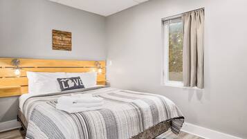 1 chambre, bureau, lit parapluie, Wi-Fi gratuit