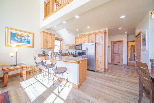 Townhome, Multiple Beds, Mountain View (Antlers Gulch 502) | Private kitchen | Full-size fridge, microwave, oven, stovetop