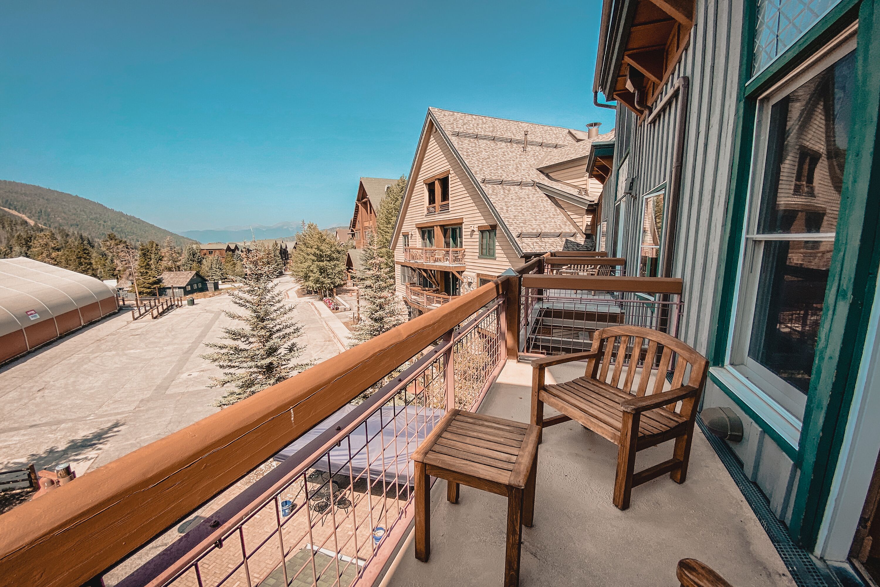 Design Condo, 1 Bedroom, Balcony, Mountain View (Black Bear 8055) | Exterior