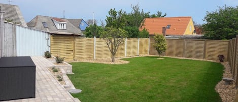 المنطقة المحيطة بالمنشأة