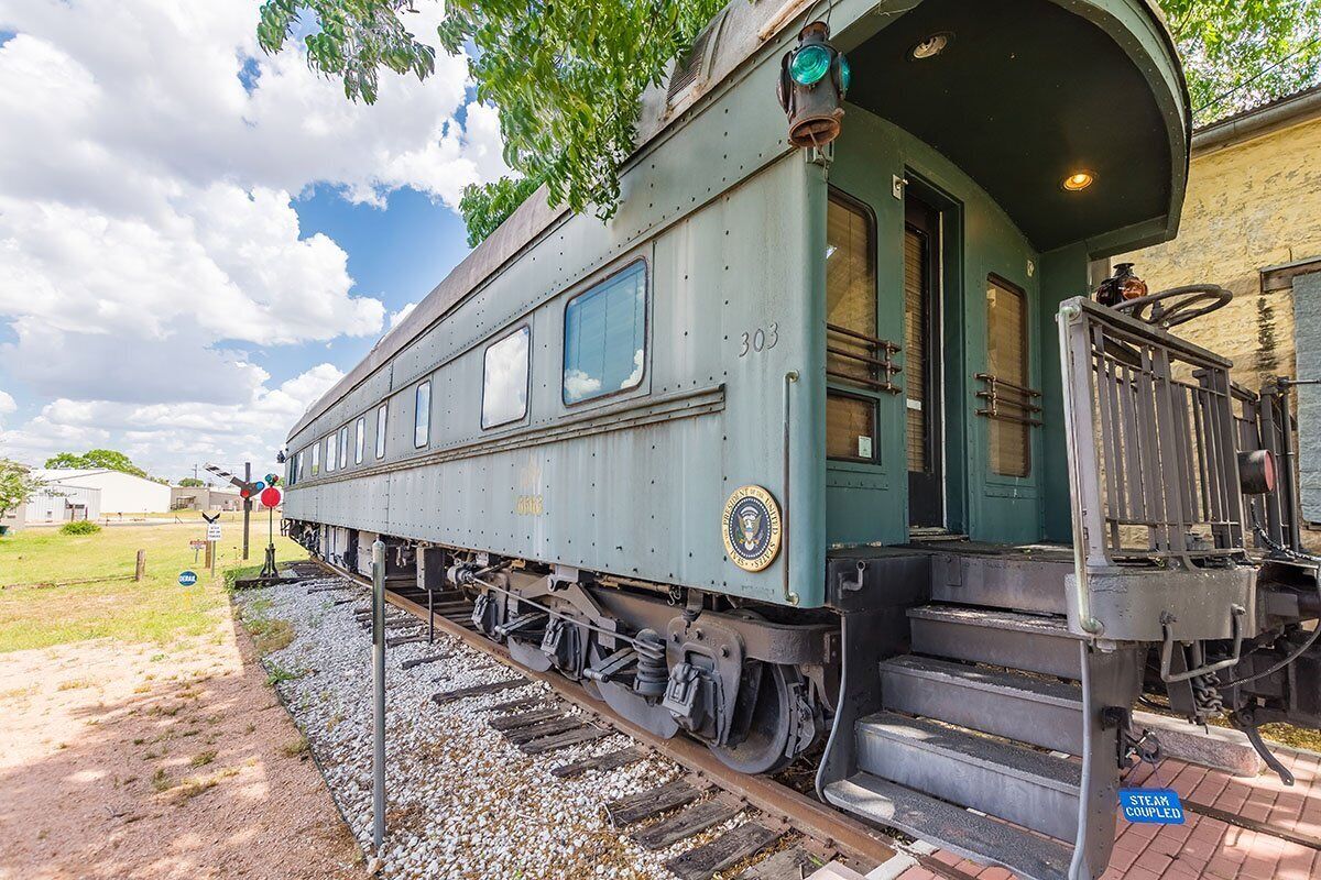 Historic Pullman Train Car  |  Sleeps 2!