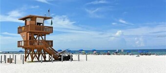 Footprints in the Sand managed by Beach Retreats FL Anna Maria Island