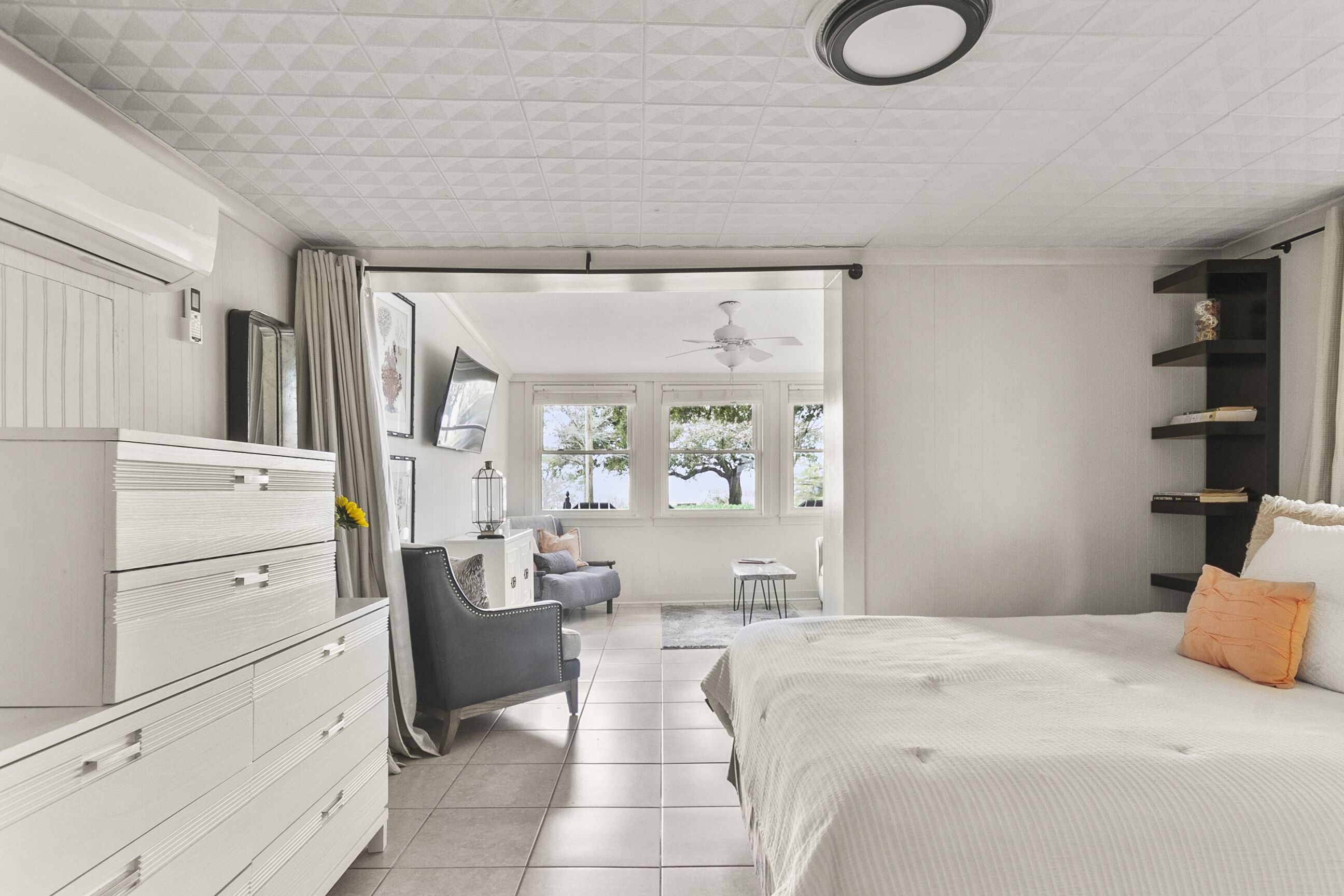 1 soverom, strykejern/-brett, wi-fi og sengetøy