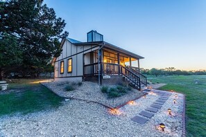 Exterior - Appian Way Avalon Cottage - Private Hot Tub - 4 Min. to Downtown (Fredericksburg)