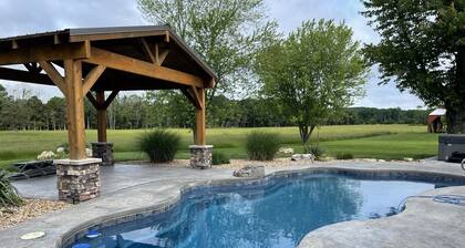 Bluebird Meadows with In-ground Pool and Hot Tub! 125 ACRES TO EXPLORE