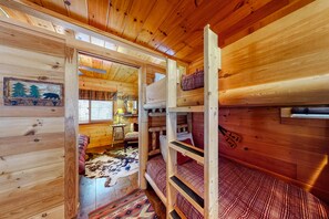 1 chambre, fer et planche à repasser, accès Internet, draps fournis