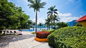 Ảnh chưa phân loại, 4 trong số 59 ảnh, nút