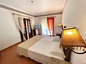 Room - Quinta do Mar da Luz Aldeamento (Lagos)