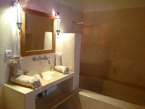 Bathroom - Dar Baraka & Karam (Marrakech)
