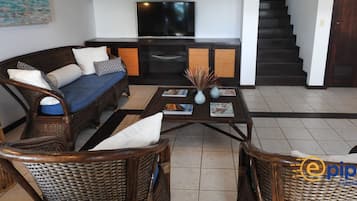 Deluxe Villa, 4 Bedrooms, Lagoon View | 2 bedrooms, travel cot, free WiFi, bed sheets