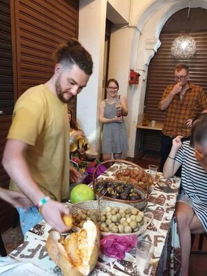 Dining - Cocoa Mews (George Town)