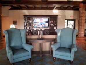 المنشأة من الداخل