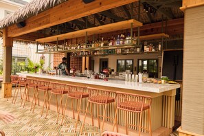Bar (in der Unterkunft)