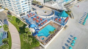 Exterior - Hilton Vacation Club Daytona Beach Regency (Daytona Beach)