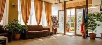 Oxford Inns & Suites