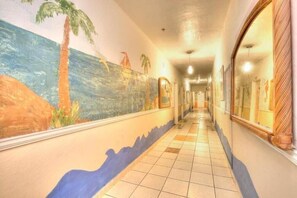 Interior - James Hotel (Miami Beach)