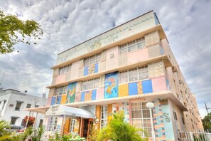 Exterior - James Hotel (Miami Beach)