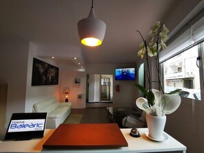 Lobby - Hostal Balearic (Sant Antoni de Portmany)