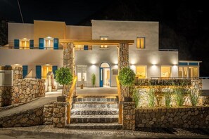 Exterior - Marianna (Santorini)