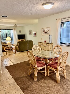Dining - 203 Sea Woods 2BR - Comfort Meets Coast (New Smyrna Beach)