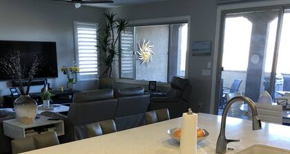 Romantic Villa in Gated Golf Course Community