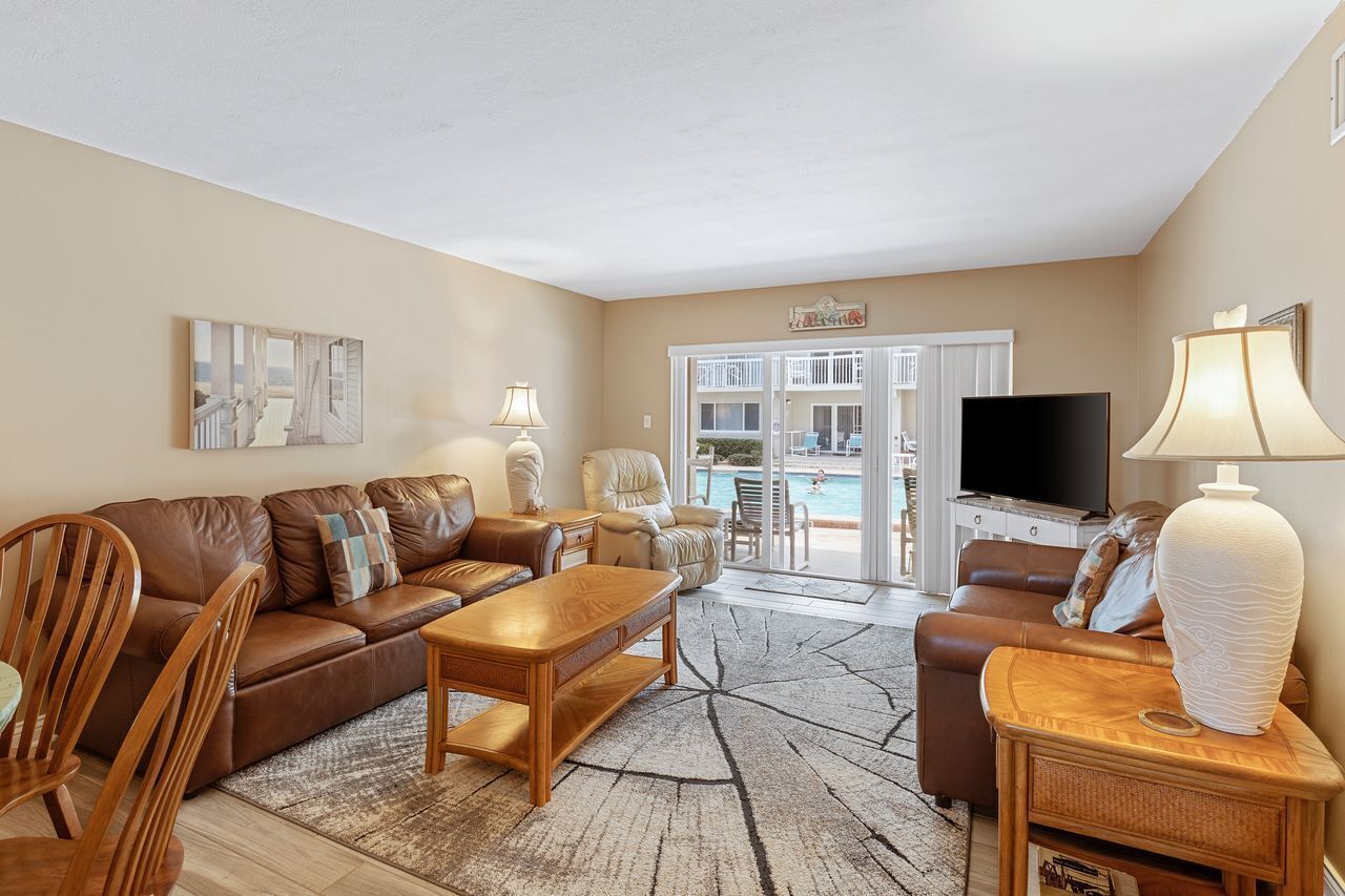 Win San C-102 Ocean View 2/2 Ground Floor Unit