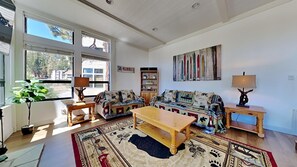 Téléviseur, foyer, lecteur de DVD