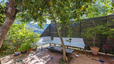 Almez De Lúa Güéjar Sierra by Ruralidays