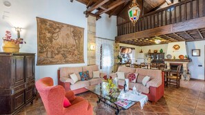 TV, fireplace, DVD player - Casa Rural La Ermita Priego de Córdoba by Ruralidays (Córdoba)