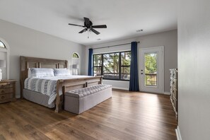 4 bedrooms, iron/ironing board, free WiFi, bed sheets - Holiday ready! Hot Springs ON Hamilton- Waterfront-Boat & Swim Dock - 4BR 3.5 BA (Hot Springs)