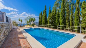 Pool - La Lomilla Cómpeta by Ruralidays (Málaga)