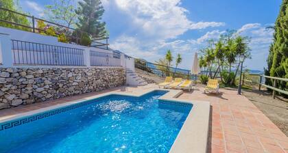 La Lomilla Cómpeta by Ruralidays