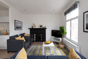 Luxury Apartment | Living room