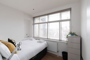 Premium bedding, in-room safe, individually decorated