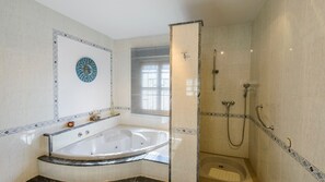 Bathtub, hair dryer