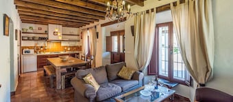 Cortijo Los Bogonales Arroyomolinos de León by Ruralidays