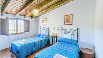 5 dormitorios, cuna de viaje, wifi