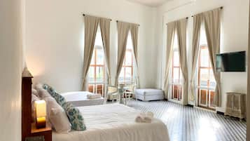 12 bedrooms, in-room safe, desk, iron/ironing board