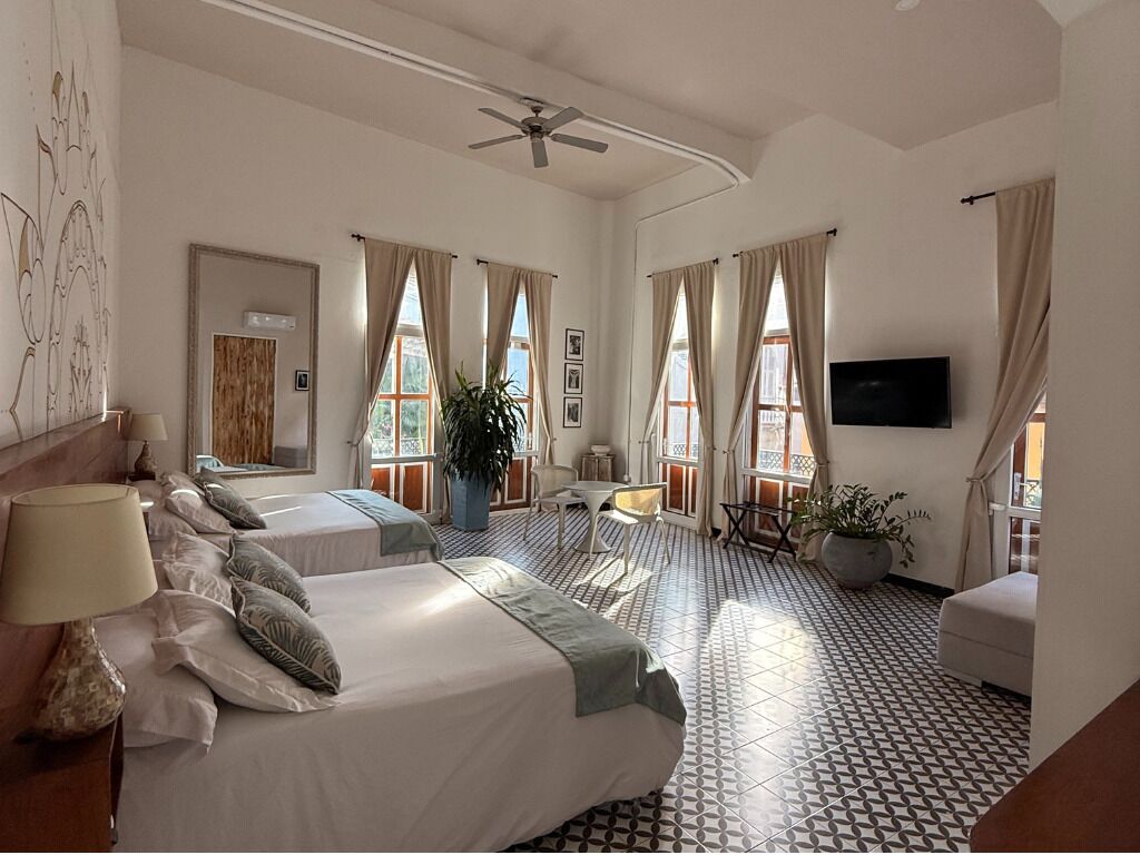 12 bedrooms, in-room safe, desk, iron/ironing board