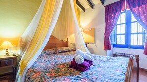 5 bedrooms, iron/ironing board, travel crib, WiFi