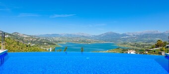 Villa Adelfas Viñuela by Ruralidays
