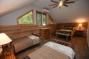 3 Schlafzimmer, BĂŒgeleisen/BĂŒgelbrett, kostenloses WLAN, BettwĂ€sche