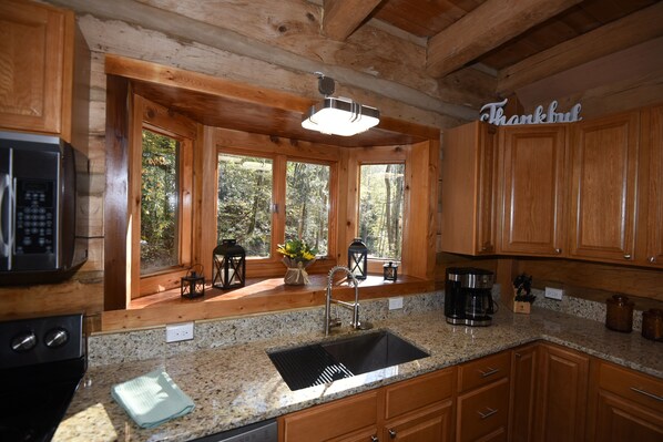 Fridge, microwave, oven, stovetop - NC cabin for rent - Sanctuary at Big Pine (Marshall)