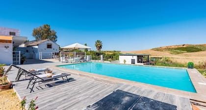 Casa Rural La Zua Villamartín by Ruralidays