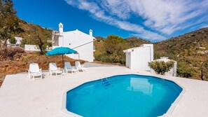Pool - Villa Felicidad Sayalonga by Ruralidays (Málaga)