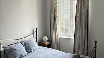 2 chambres, fer et planche Ă repasser, Wi-Fi, draps fournis