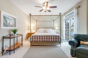 4 bedrooms, iron/ironing board, Internet, bed sheets